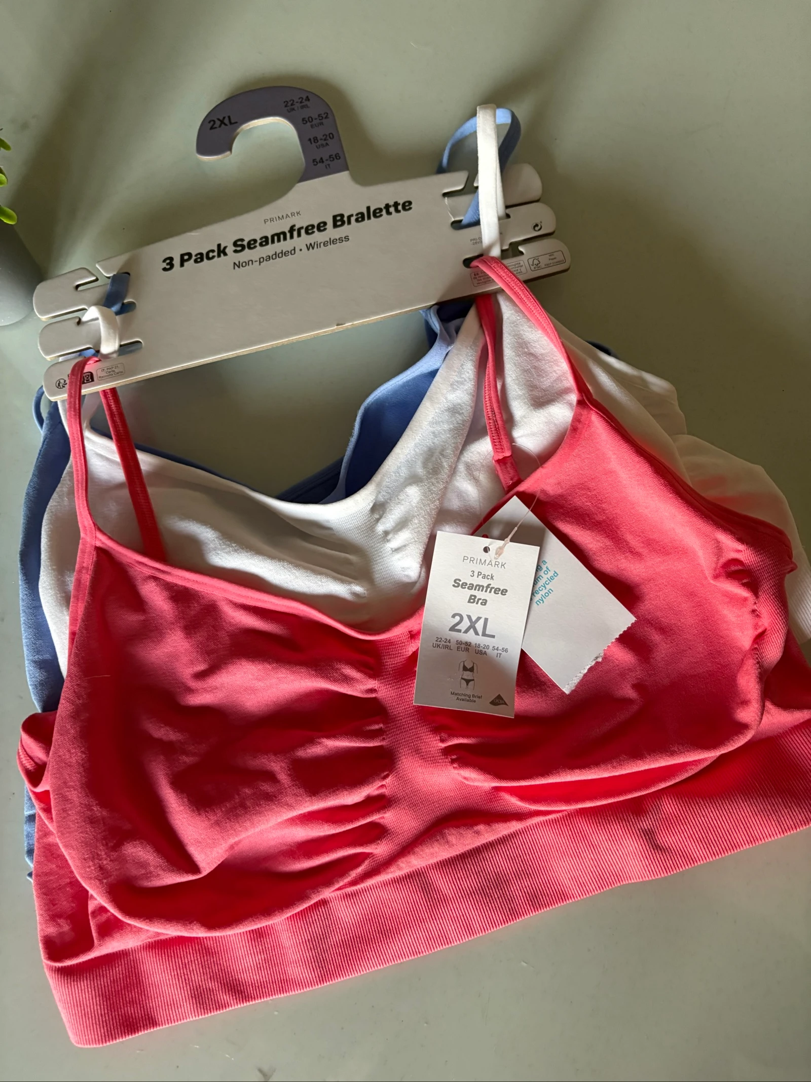 pack 3 bralettes sin costuras primark 2xl 50-52 top confort seamless bra set coral blanco azul
